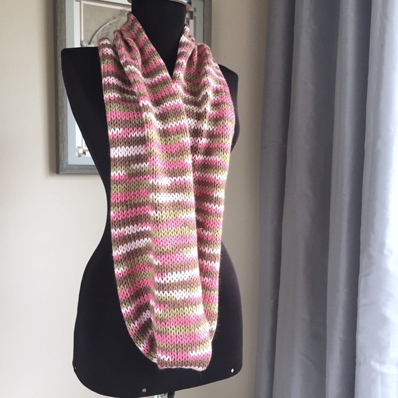 GemFOX Accessories - Pink Camo Infinity Scarf Long Knitted Loop #001